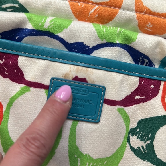 Auth Coach Rare Scribble Logo Rainbow Hampton Field Camera Crossbody Bag! - Picture 9 of 11